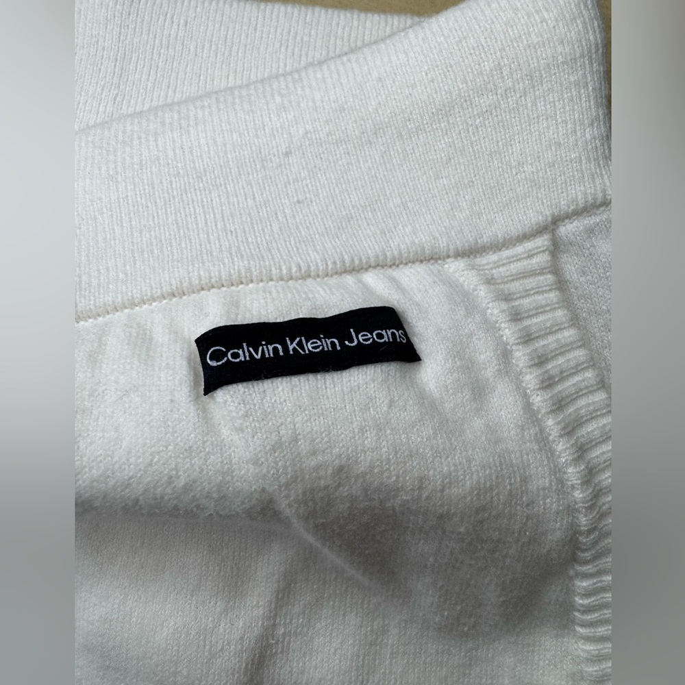 Calvin Klein Jeans Jogger - Picture 5 of 7